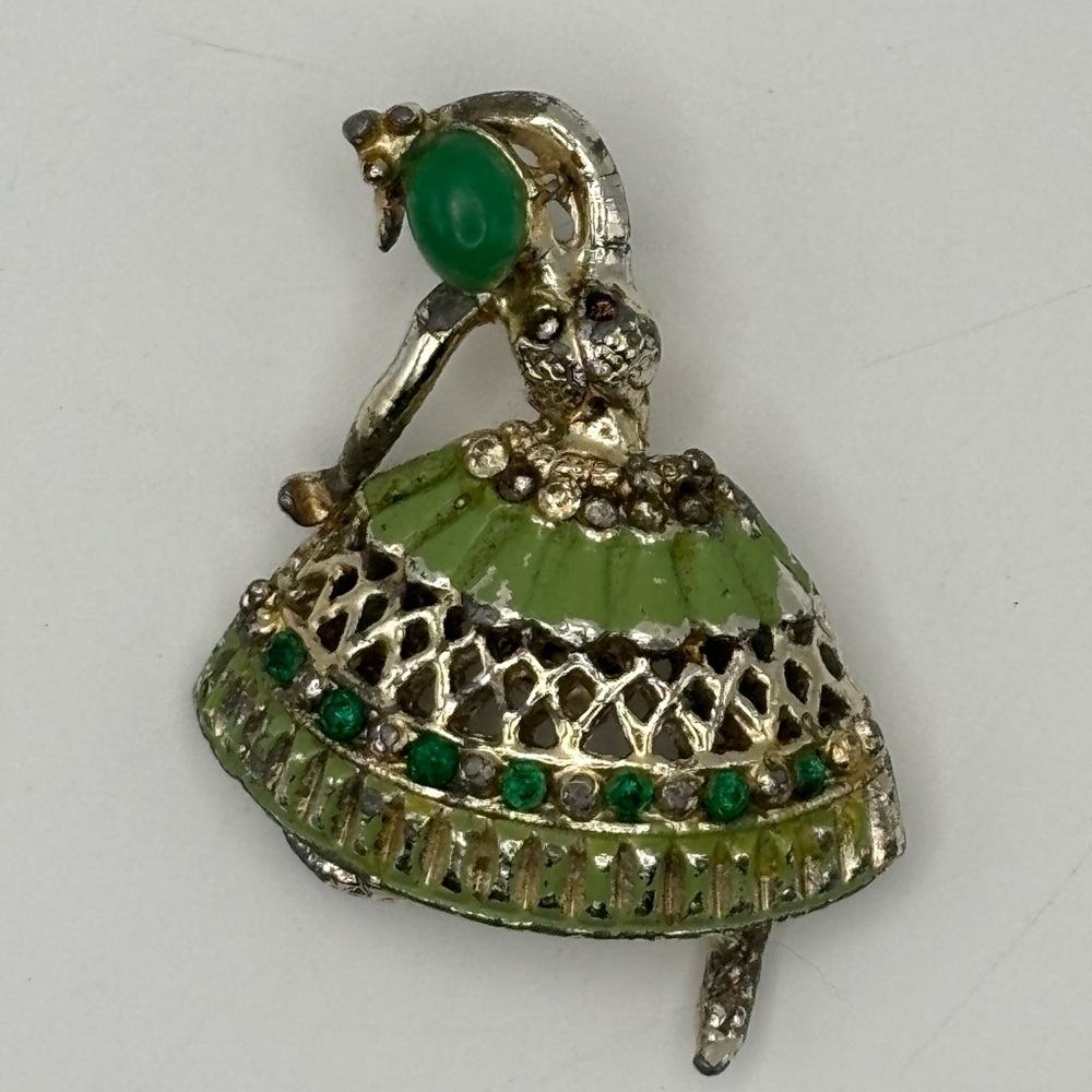 VTG 1940s Jelly Belly Scottish Highland Dancer Brooch - Rare Figural